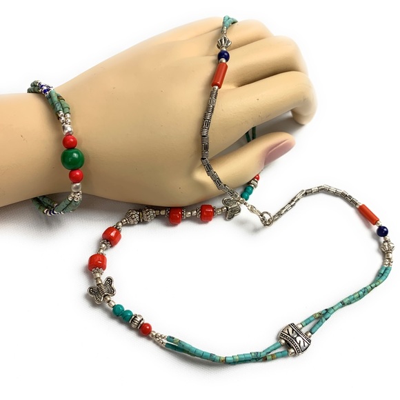 Traditional Tibetan vintage beaded jewelry - Picture 1 of 4